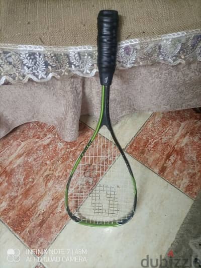 مضرب اسكواش