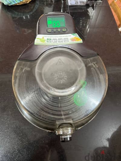 قلاية أصلية فرنساوى من ماركة Tefal بحالة جيدة جداً/ للبيع