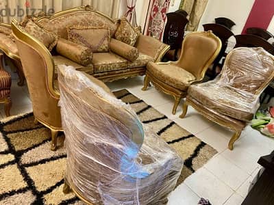 غرفة سفره وعدد ٢ صالون وارد جاليري مشهور كالجداد