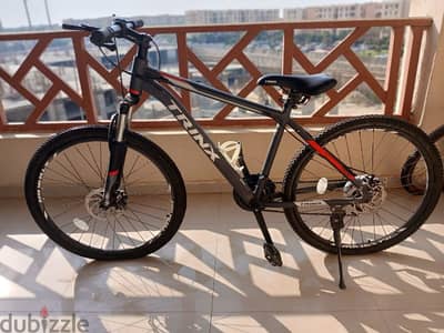 Trinx mountain bike