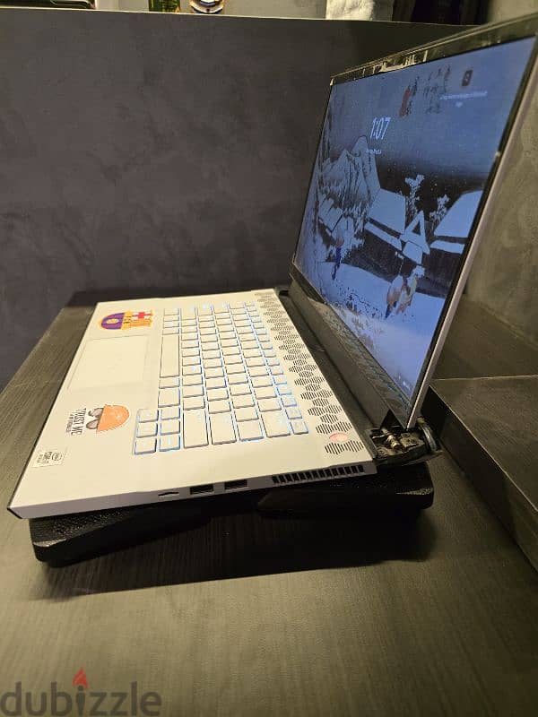 Alienware m15 R3 2