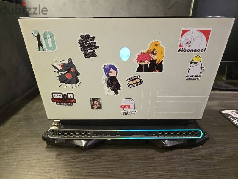 Alienware m15 R3 4