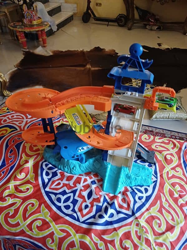 hot weels shark toy 3