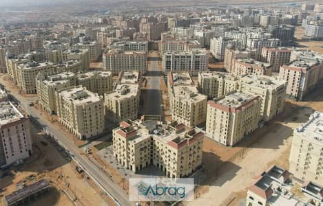 شقة ارضى غرفتين للبيع العاصمة الادارية نيو جاردين سيتى استلام سنة متشطبةعلى 7 سنين
