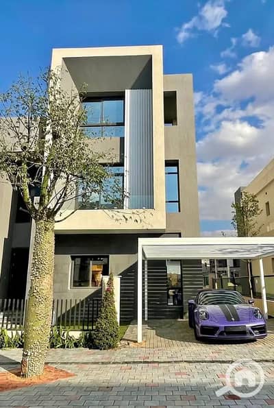 for a very limited!! standalone villa 600m - 6bedrooms -very prime location - in Saada Compound – New Cairo very low price