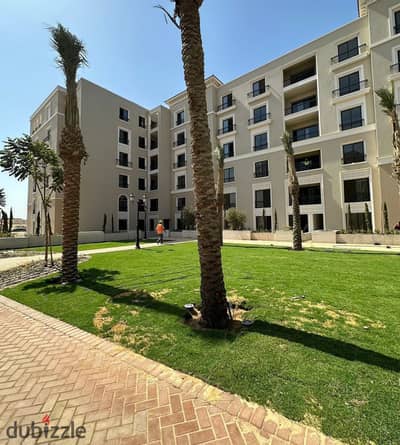 للبيع شقة ارضي ١٤٩م بجاردن ٦٣م كومباوند فيلدج ويست , درة , الشيخ زايد تشطيب كامل استلام فوري                                                         .