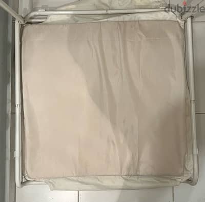 Hanging changing mat