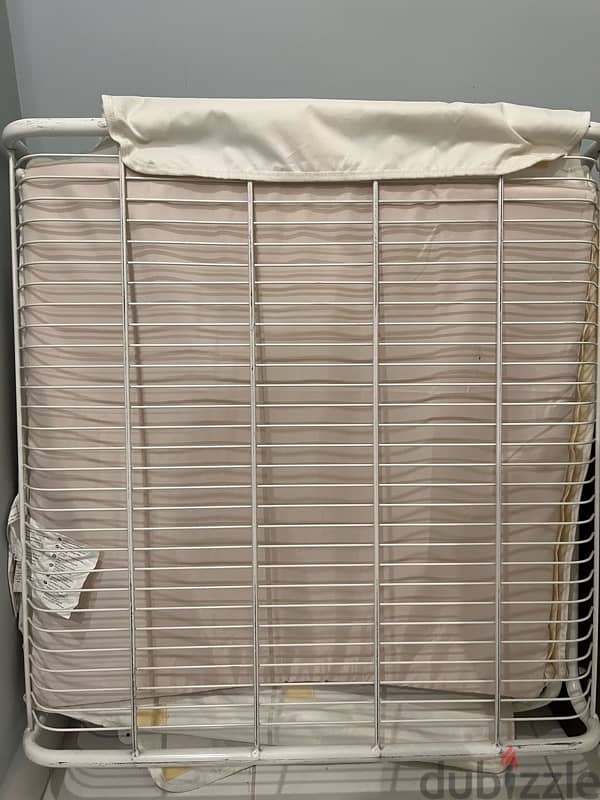 Hanging changing mat 1