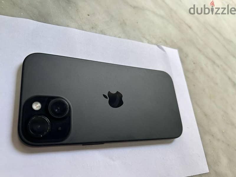 iPhone 15 2