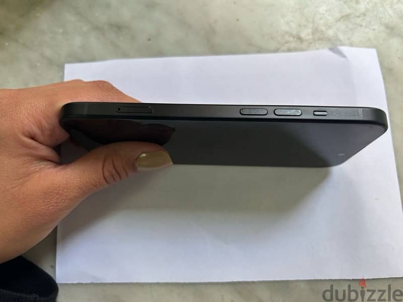 iPhone 15 5