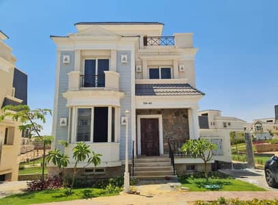 بمقدم تعاقد 100 الف فقط امتلك I Villa متشطبة بالكامل في أفخم كمبوند في أكتوبر ( Mountain View October )