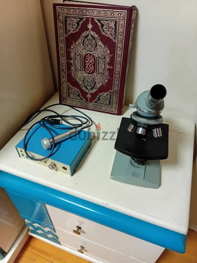 ميكروسكوب وسماعة جنين