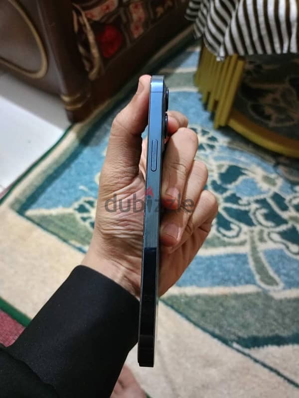 Iphone 12 pro max 2