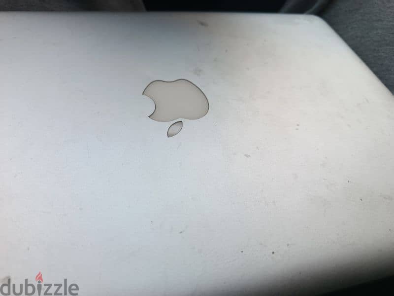 MacBook pro late 2011 1