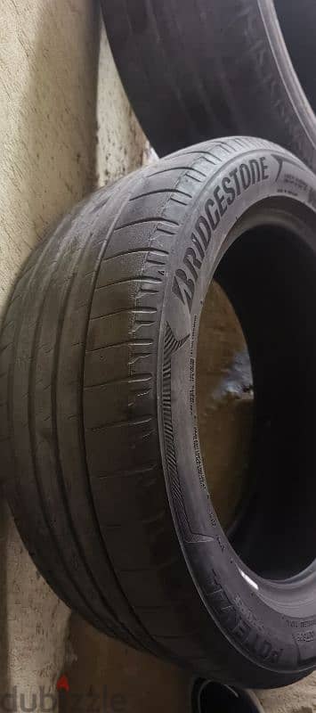 كاوتش بريدجستون مقاس ١٧