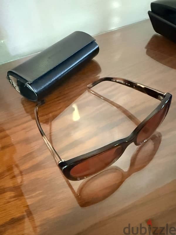 Burberry sunglasses 1