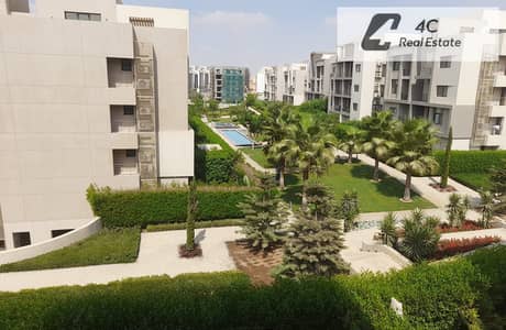 Apartment 2 bedroom in AlMarasem 130m typical floor fully finished with down payment and installments in Fifth Square next to Mountain View New Cairo