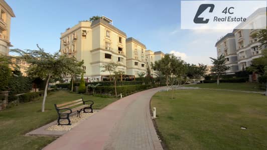 اى فيلا روف ٢٣٤ متر للبيع بأقل من سعر السوق،استلام فورى فيو لاند سكيب موقع مميز في ماونتن فيو هايد بارك.