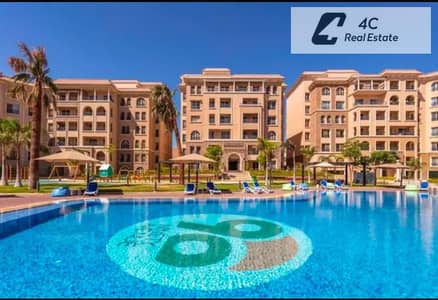 باقل سعر فى السوق شقة استلام فورى بمساحة 172 مترًا مربعًا، بالتكيفات 3غرف نوم،2 حمام، وغرفة ملابس، في موقع مميز فى كمبوند ٩٠ أفنيو،