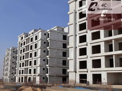 شقة بحرى فيو لاند سكيب للبيع بمقدم واقساط على، بموقع مميز في كريك تاون Creek town