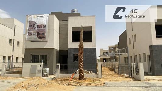 فيلا ستاندالون من النوع M للبيع بأقل من سعر السوق، استلام فورى فيو لاند سكيب في موقع متميز في بالم هيلزPalm Hills  القاهرة الجديدة New Cairo