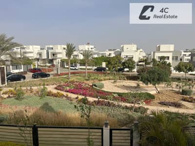 توين هاوس  اقل سعر فالماركت في هايد بارك استلام فوري متشطب بالتكييفات مساحه 320 متر جاهز المعاينه والسكن في التجمع الخامس hyde park new cairo