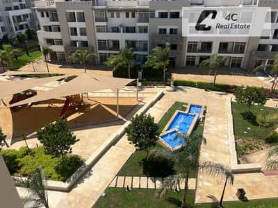 لسرعة البيع شقة 4 غرف دبل فيو و جميع الغرف فيو لاند سكيب و حمام سباحة pool ب مقدم و اقساط علي 4 سنوات في هايد بارك التجمع الخامس hyde park new cairo