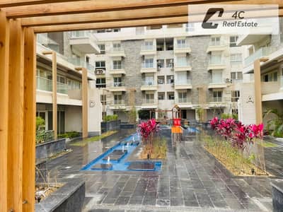 Apartment ready to move for sale in Compound Mountain View I City fifth settlement New cairo with lowest price in market Club Park