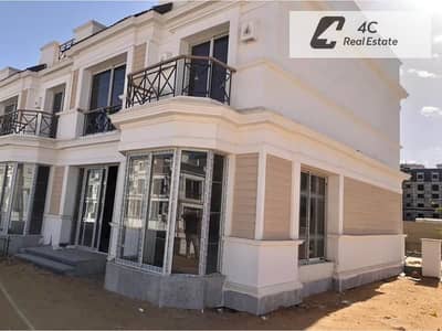 للبيع اى فيلا روف كورنر230 م ماونتن فيو اي سيتي 6 أكتوبر افضل موقع اميز مرحله في التوسعات الشمالية  mountain view i-city 6 october