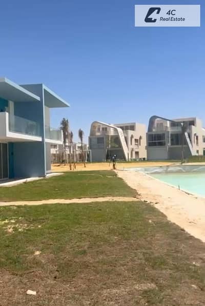 توين هاوس مفروش بالتكيفات للبيع في أمواج  _الساحل الشمالي   Amwaj – North Coast