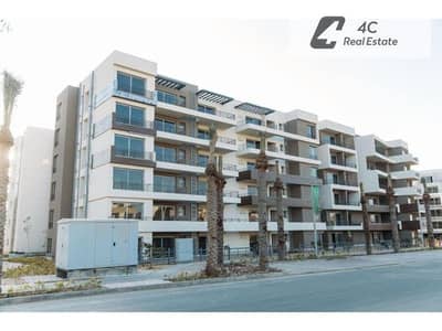 شقة استلام فوري باقل سعر في الماركت  في بالم هيلز القاهرة الجديدة التجمع الخامس Fifth Square palm hills new cairo