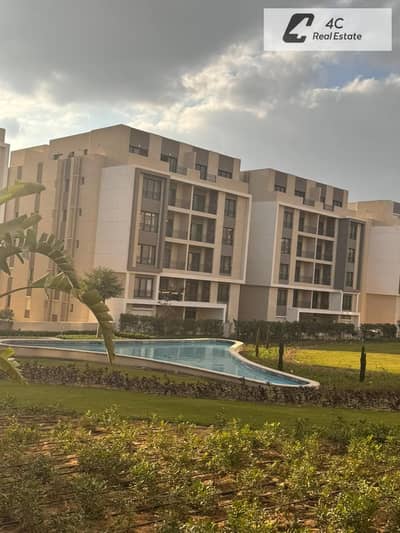 Fully Finished Ultra Super Lux penthouse with roof in a Prime Open View in Fifth Square Compound New Cairo near to golden square