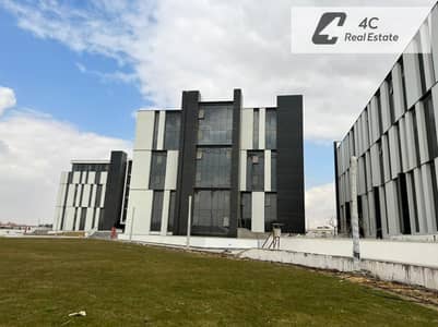مكتب 60م فيو لاند سكيب مفتوح استلام فوري اقل من سعر السوق    في هايد بارك التجمع الخامس in hyde park fifth settlement
