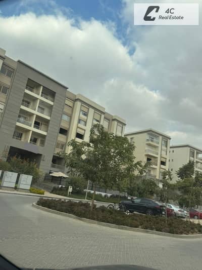 Apartment for sale 185 sq m 3 bedrooms in Hyde Park Compound New Cairo
