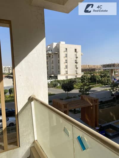 تم نزول السعر لسرعه البيع شقه 165م ريسيل prime location في ماونتن فيو اي سيتي التجمع الخامس بتقسيمه مميزه جاهزه للمعاينه