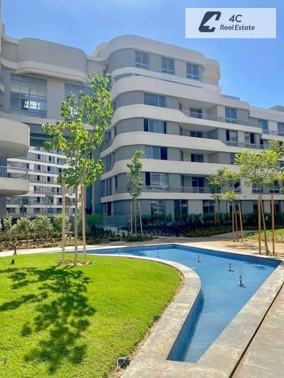 Apartment for sale 163m with  garden ready to move 3 bedrooms prime location open view in Bloomfields Mostakbal City near Madinaty and Sarai