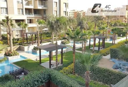 Apartment for sale 167m 3 bdr with Dp & installments View landscape Water feature in Swan Lake Residence First Settlement New Cairo