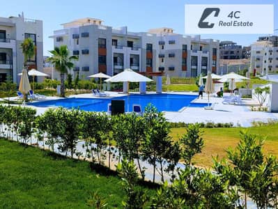 شاليه بحري للبيع + جاردن 3 غرف بأقل مقدم وأقساط تشطيب كامل برايم لوكيشن اوبن فيو علي حمام السباحة  في جايا الأهلي صبور الساحل الشمالي رأس الحكمة