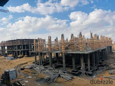 3-bedroom apartment at a bargain price with a garden, 147 m², in New Zayed – from Gates Compound, Lugar