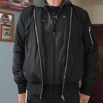 zara men's bomber jacket with hood size M/L from France