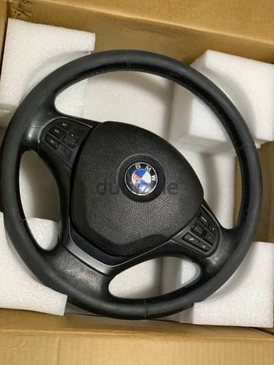 للبيع بسعر لقطة bmw320i موديل من 2013 الي 2017