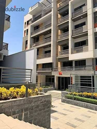 Apartment for sale at a special price, fully sea-facing with a landscape view, within a residential community characterized by privacy and 24-hour sec Apartment for sale at a special price, fully sea-facing with a landscape view, within a residential community characterized by privacy and 24-hour sec