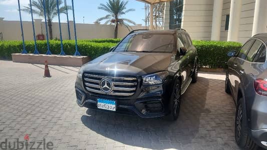 مرسيدس بنز جى إل إس 2024