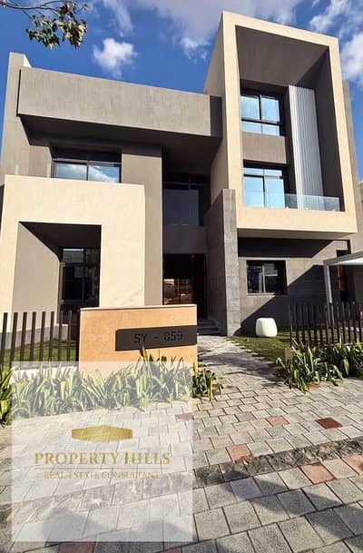 Villa for sale at the lowest price in New Cairo, ready for viewing starting tomorrow.