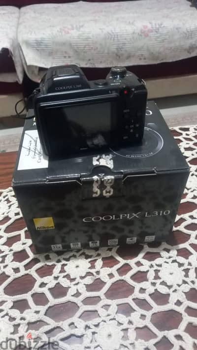 كاميرا Nikon Coolpix L310 شبه جديدة بالعلبة وكل الإكسسوارات