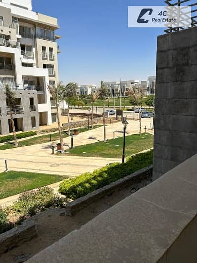 شقه للبيع 136 م 3 غرف نوم في كمبوند هايد بارك التجمع الخامس القاهره الجديده in Hyde Park Compound New Cairo