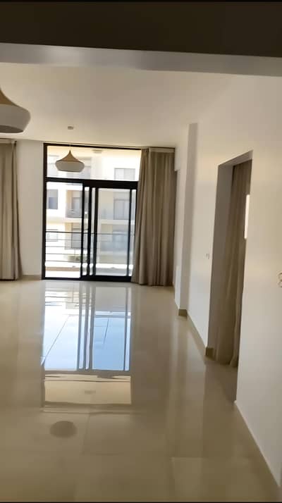 شقة للبيع متشطبة بالكامل استلام فوري في فيفث اسكوير المراسم - التجمع الخامس  Fifth Square Al Marasem