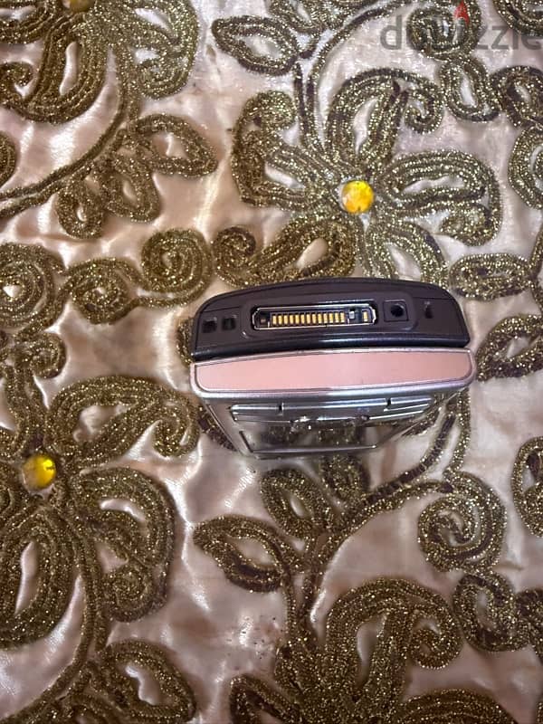 Nokia N80 6