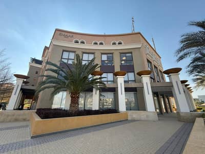 مقر إداري مميز للإيجار داخل ، أحد أفضل المجمعات الإدارية في Mivida Mobco-New cairo مناسب للشركات والمؤسسات الباحثة عن موقع مميز