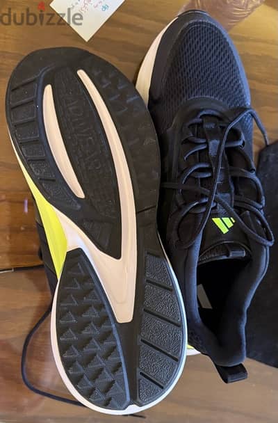 Adidas Original shoes New from USA مقاس 46